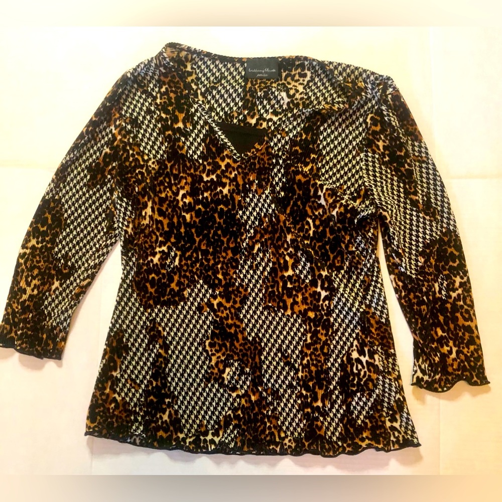 Brittany Black Long Sleeve Top Animal Print and Houndstooth Size Small